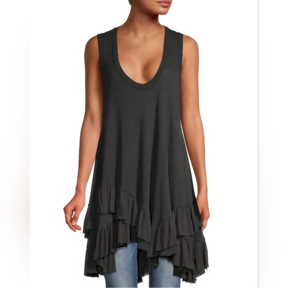 We The Free Dresses & Skirts - We the Free People Shimmy Sasha Ruffled Tier Tunic Tank Charcoal Distressed Top